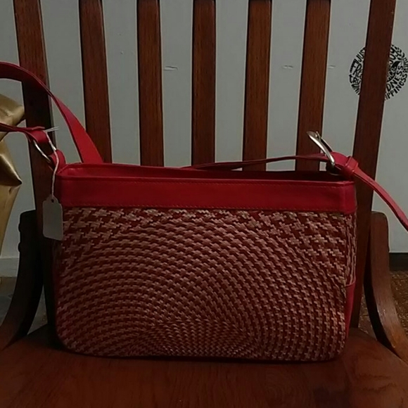 Purse - Picture 2 of 4
